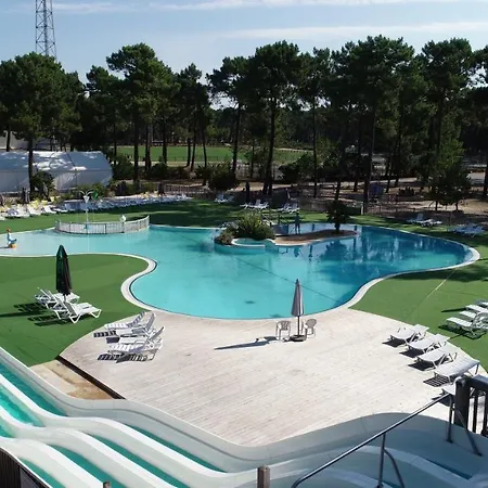 Camping Campeole Medoc-plage - Maeva キャンプ場 ヴァンデ・モンタリヴェ