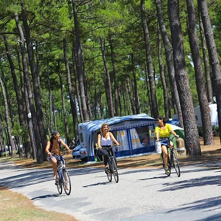 キャンプ場 Camping Campeole Medoc-plage - Maeva 4*